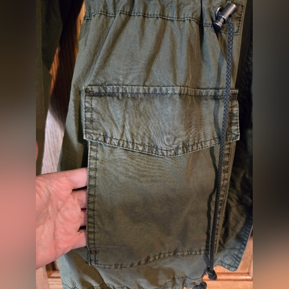 Womens jacket, army green - Picture 5 of 11